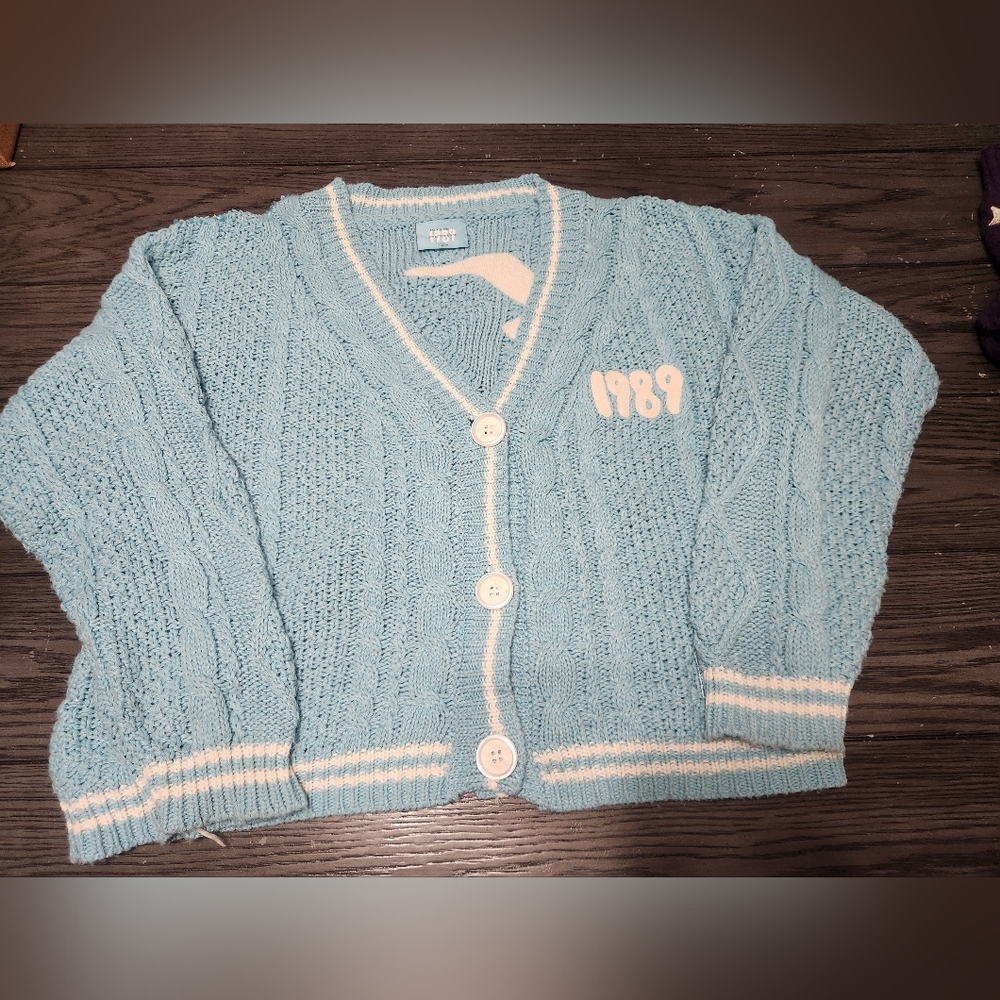 Taylor Swift 1989 Cardigan